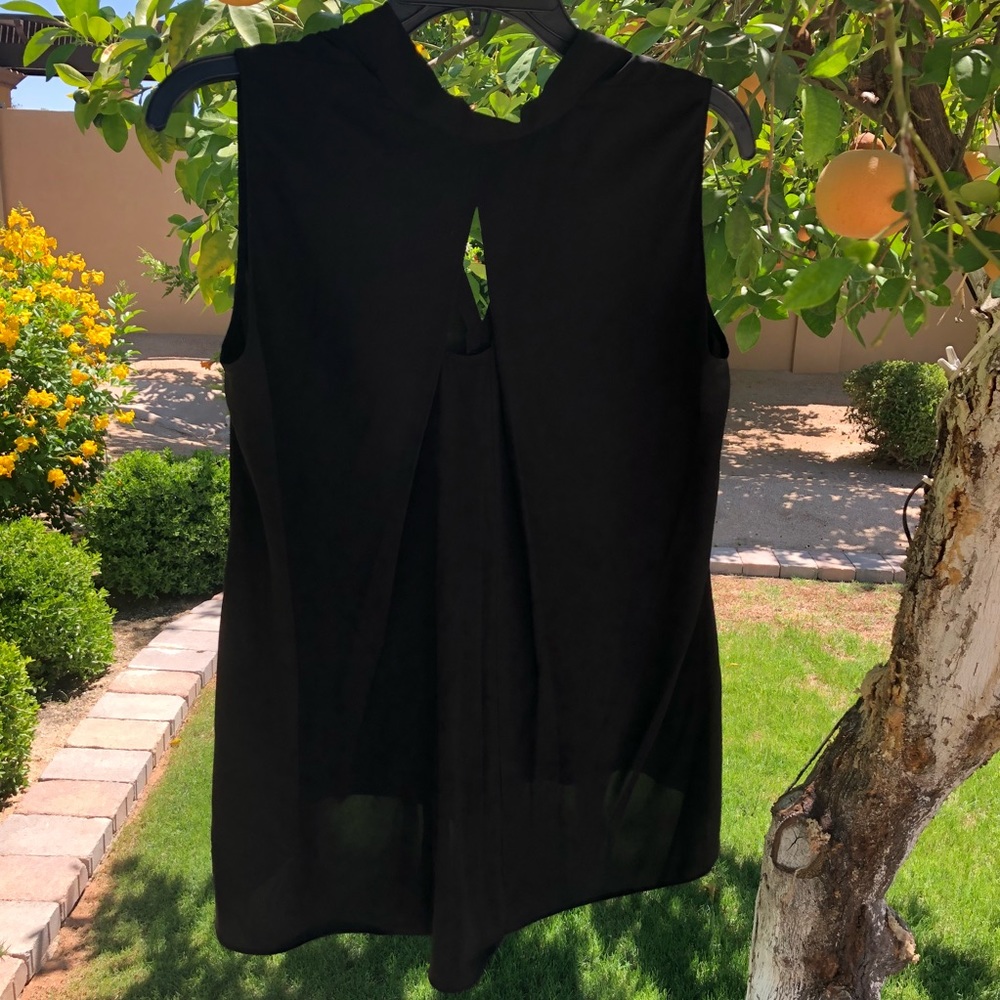 T Tahari blouse XS